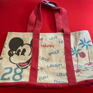 EXCLUSIVE DISNEY PARK CANVAS TOTE (NWT)